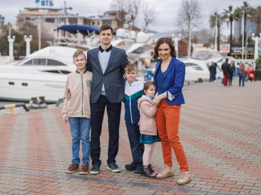 [Ксения Несютина] Успешный ребенок (2021)_0.png